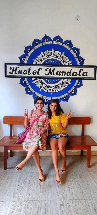 Hostel Mandala 안주나 외부 사진